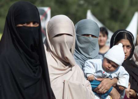 Niqabi sisters from Pakistan